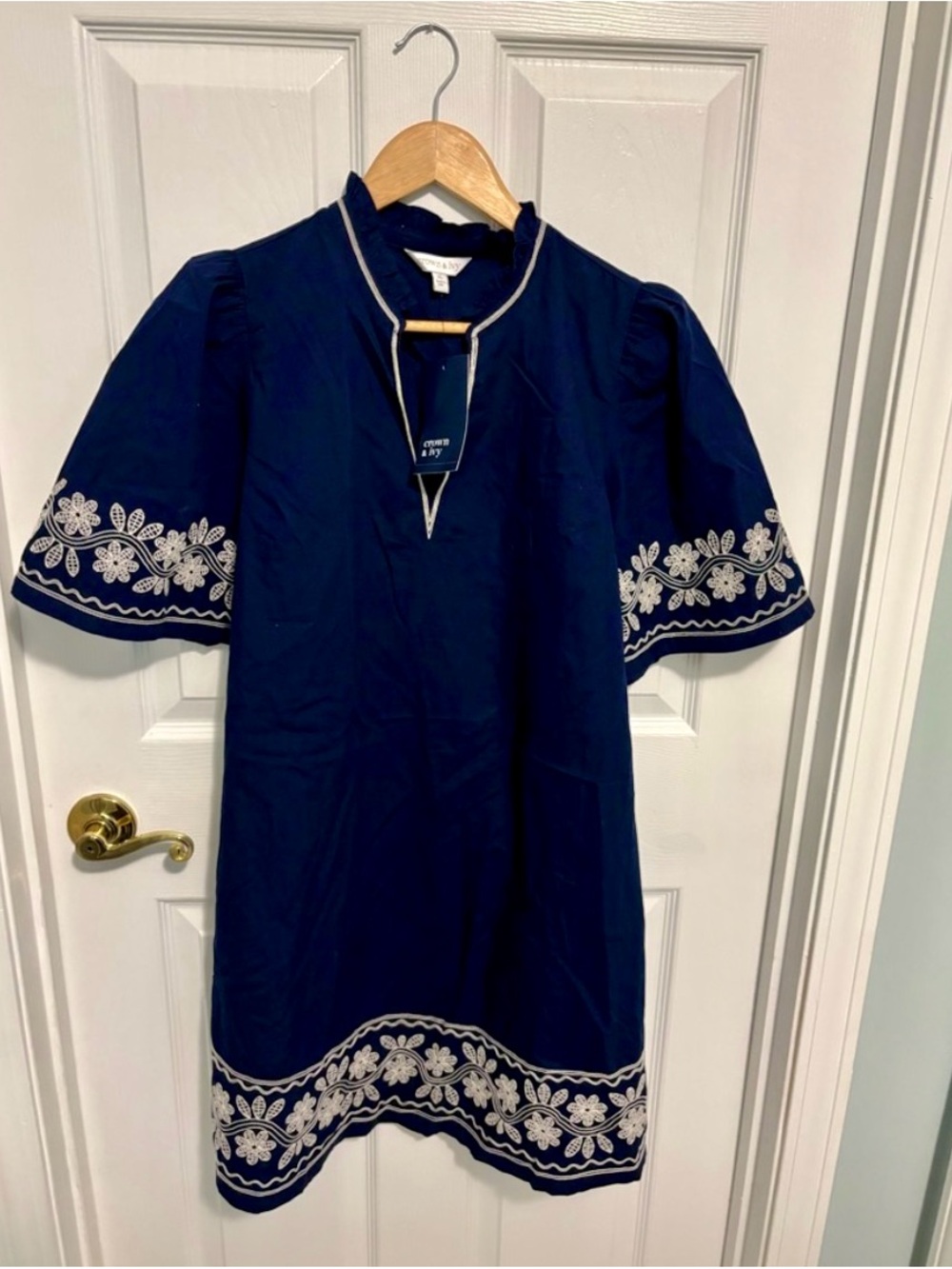 Crown & Ivy Navy Embroidered Dress with White Floral Trim NWT
